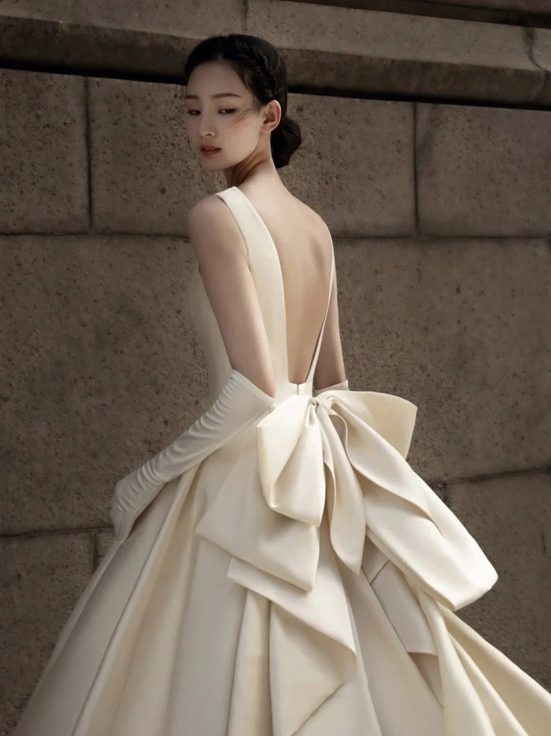 S0537T  2025 New High Quality Luxury Wedding Dress Sexy Trailing Slim Bridal Gown With Floral Print