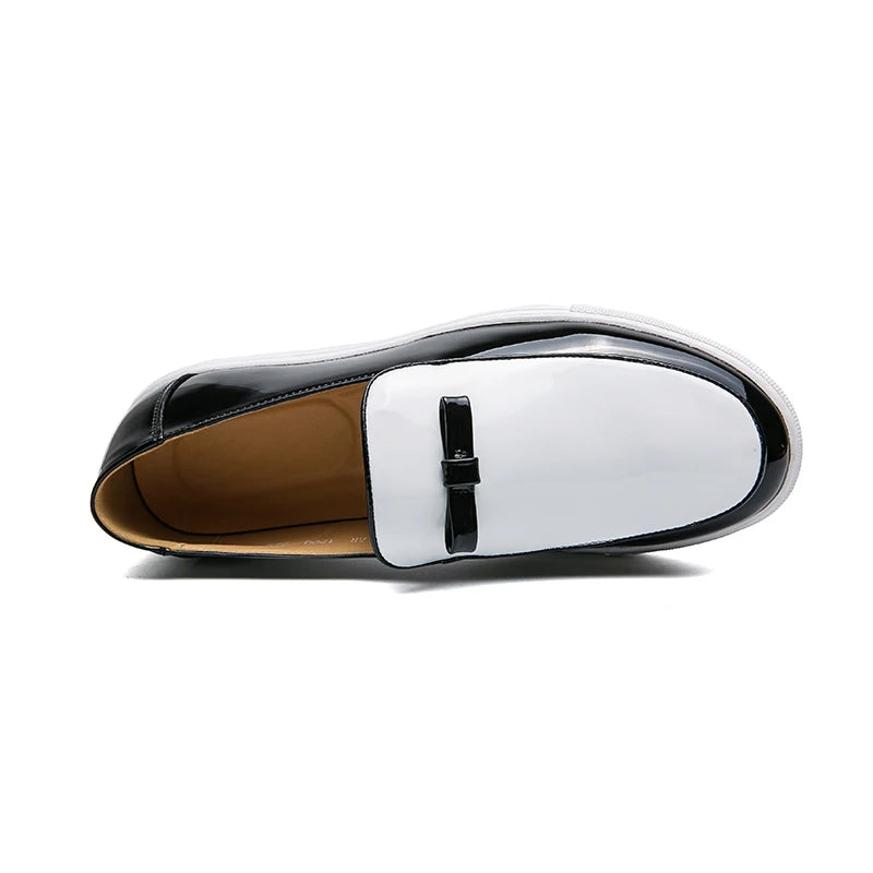 2024 High Quality Fashion Slip-on Casual Shoes Flat PU Leather Black and White Dress Shoes for Men
