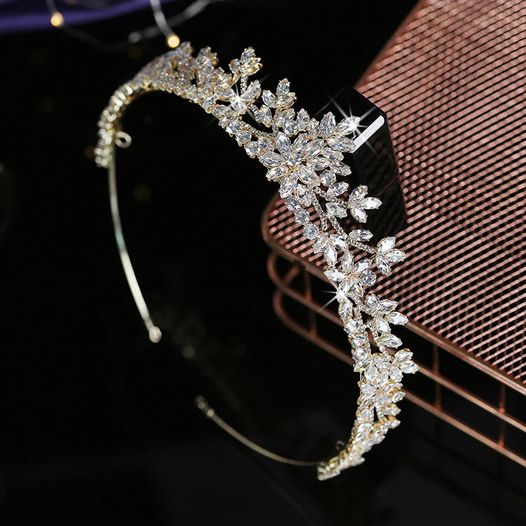 Drop Shipping Exquisite Wedding Tiara Cute Cubic Zircon Rhinestone Bridal Hair Accessories Crown Women BC5523 Corona Princesa