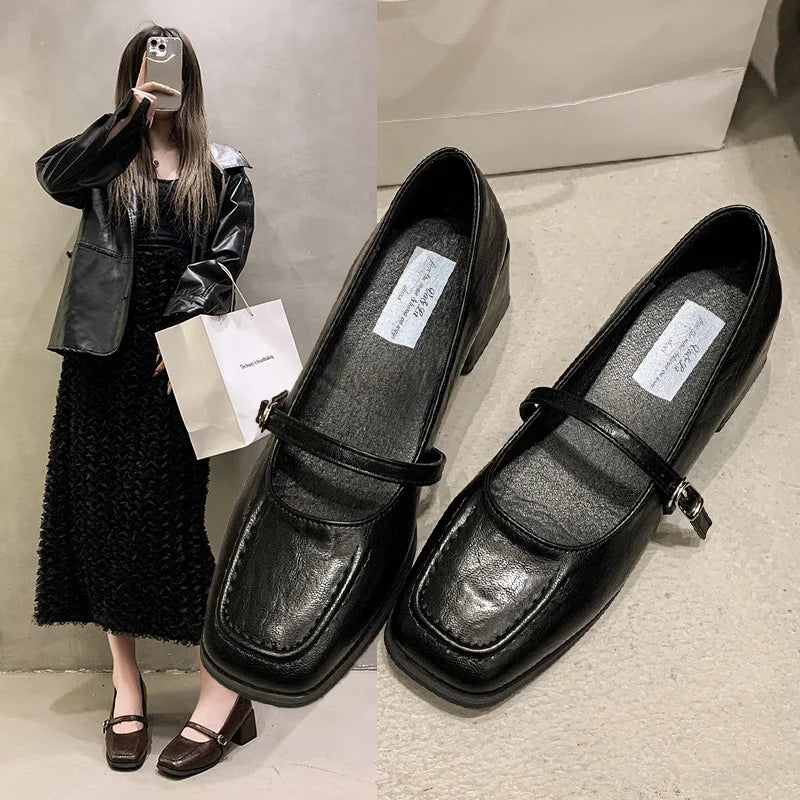 2024 Autumn New Women's High Quality Leather Casual Pumps Square Heel Closed Toe Sporty Style Low Daily Use Lady Shoes Wholesale