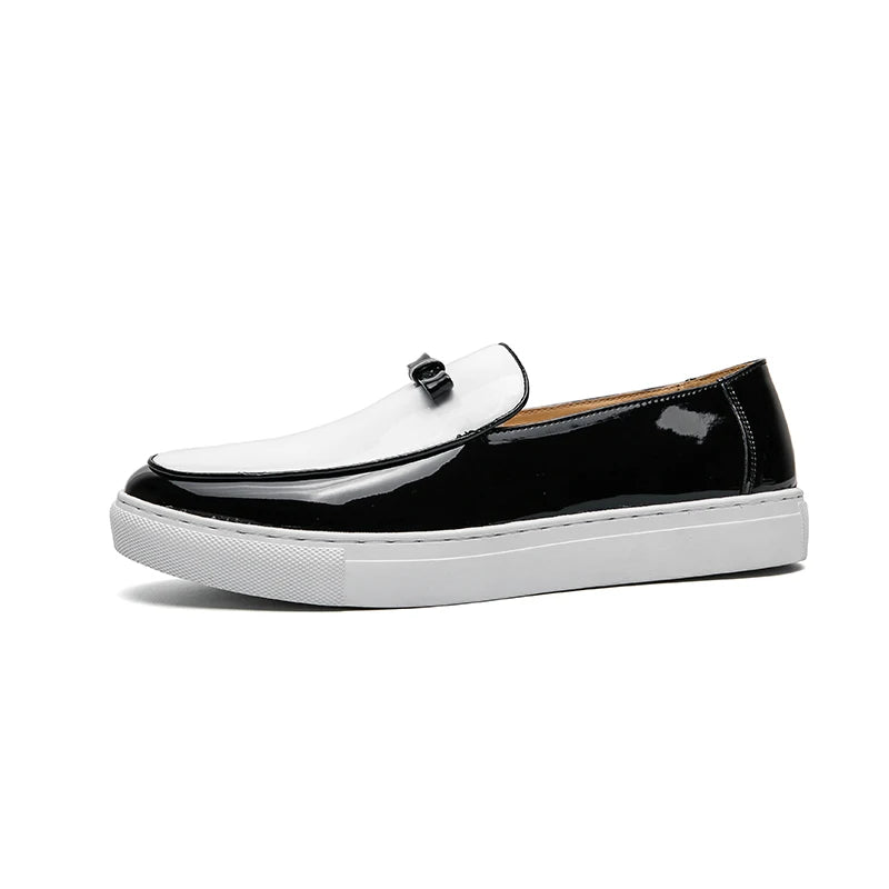 2024 High Quality Fashion Slip-on Casual Shoes Flat PU Leather Black and White Dress Shoes for Men