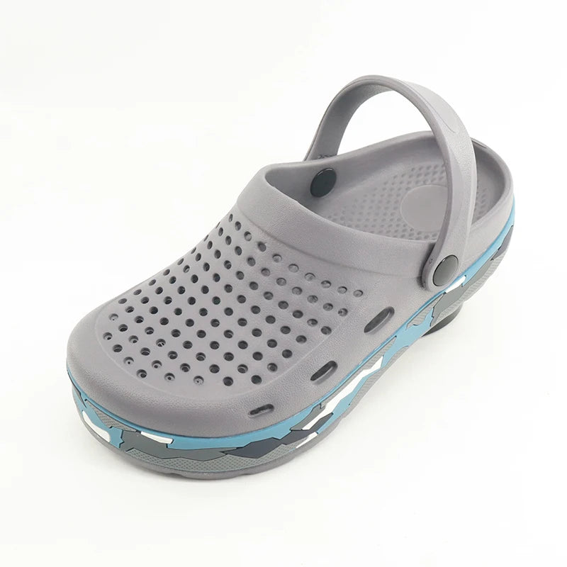 Mens Sandals Casual Summer Clogs for Men Breathable Soft EVA Garden Shoes Closed-toe Fashion Slippers for Men 2025 New Design