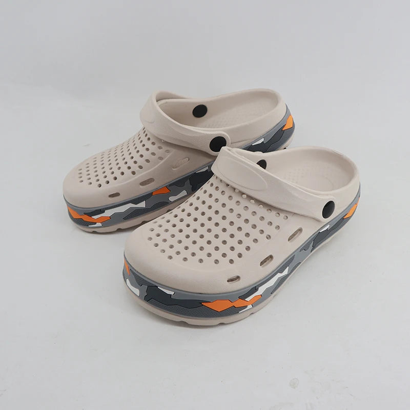 Mens Sandals Casual Summer Clogs for Men Breathable Soft EVA Garden Shoes Closed-toe Fashion Slippers for Men 2025 New Design