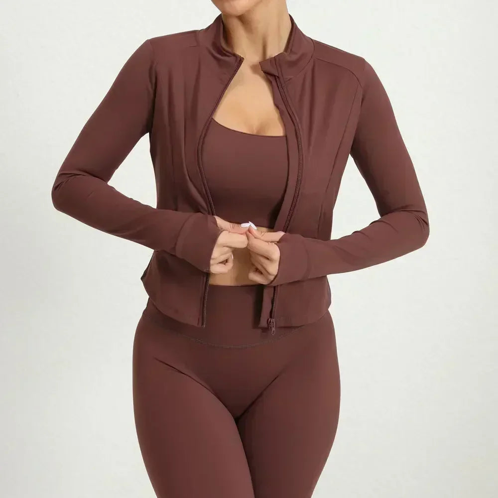 Women's Fitted Yoga Jacket Stretch Workout Top Lightweight Outerwear for Pilates, Gym & Outdoor Training Athletic Zip-Up Cover