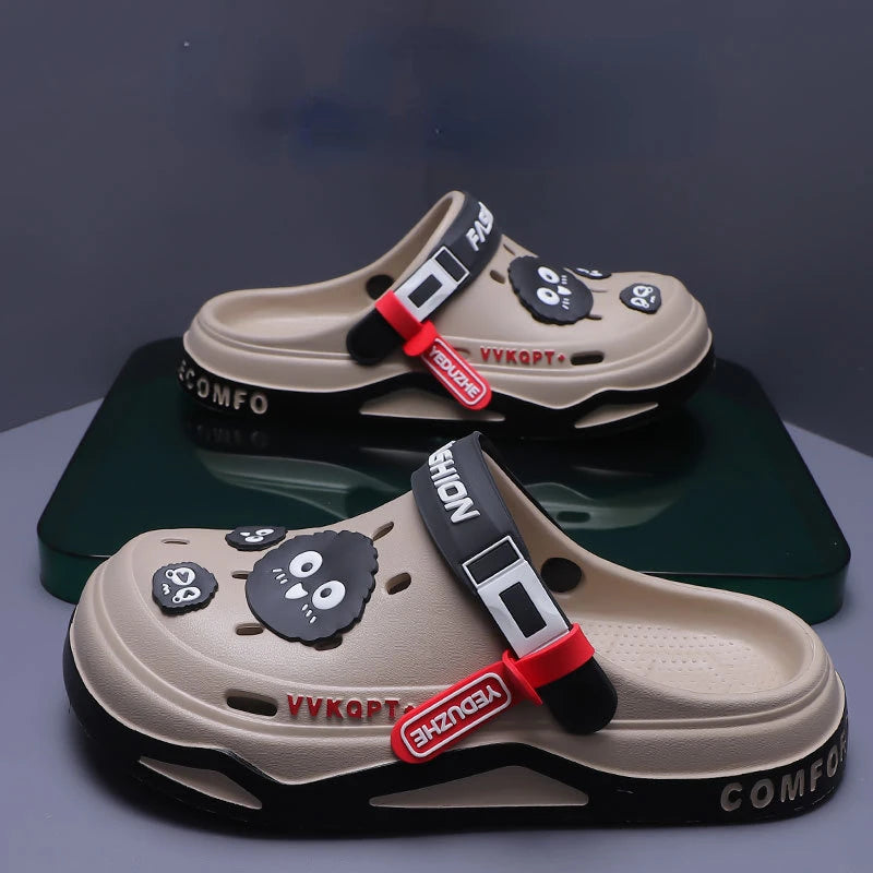 Summer Hole Shoes Men Wear Casual Fashion Non-slip Portable Sports Sandals Beach Step on Toe Breathable Slippers for Men Outdoor