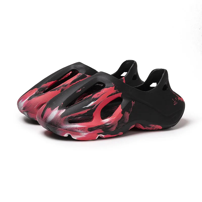 Summer Men Women's Slippers EVA Unisex Hollow Garden Shoes Fsahion Designer Hole Slipper Sneakers Men's Beach Sandals Size 36-47