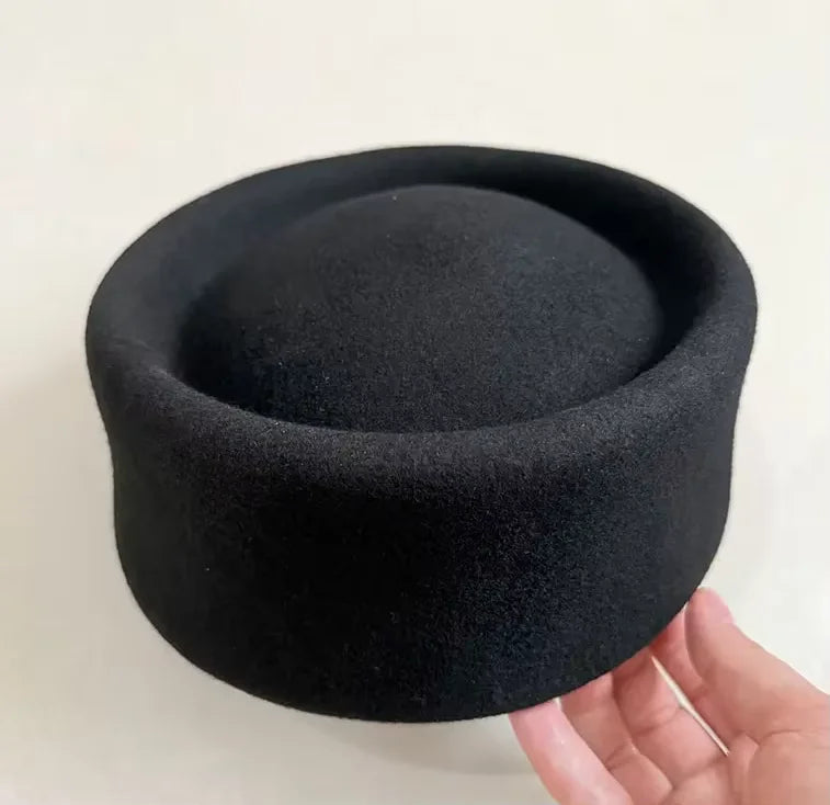 Retro Flight Attendant Ball Hat Women's 100% Wool Felt Beret Party Charming Hat Wedding Cocktail Party Medicine Box Hat